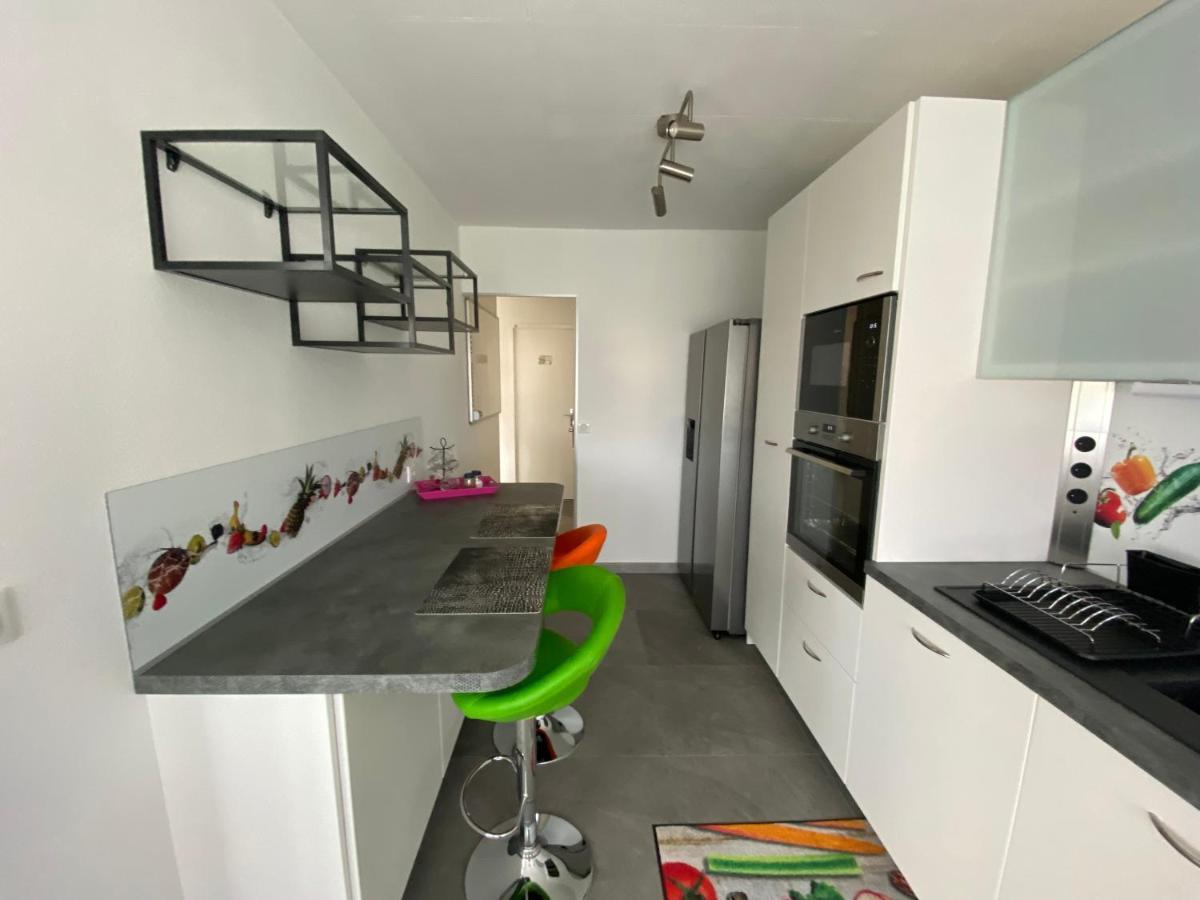 Le Mun-T2, 60M2, Balcons, Parking, Wifi, Linge, Produits, Face A La Gerdarmerie, Vue Cathedrale Reims Exterior photo